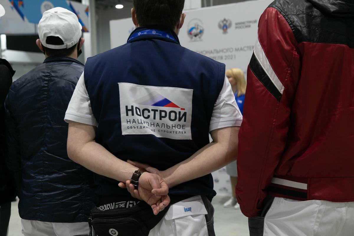 Финалисты конкурса «Строймастер» приступили к состязаниям в рамках первого Международного строительного чемпионата