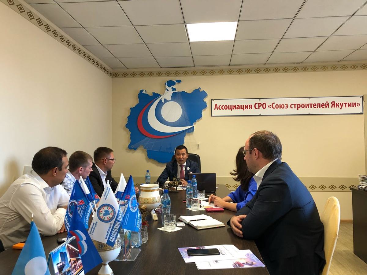 Делегация Новосибирской области встретилась с руководством Ассоциации СРО «Союз строителей Якутии»